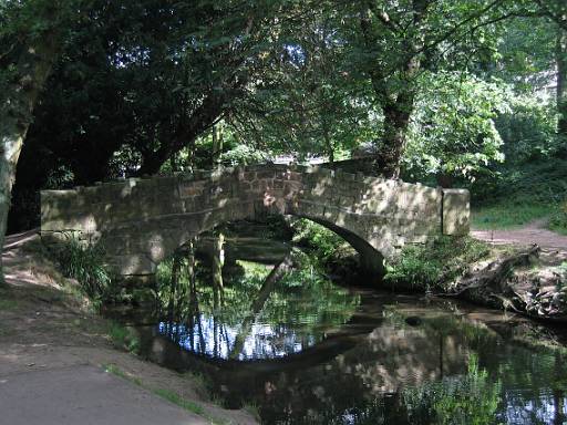 10_36-1.jpg - In Meanwood Park. It's remarkable how nice the route out of Leeds is.